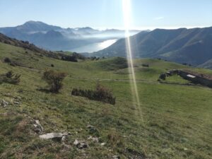 Escursione sul monte Sparavera, due dita sotto al cielo